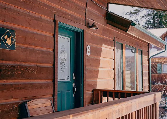 Stay At The Loose Moose Lodge 6 Near Rmnp